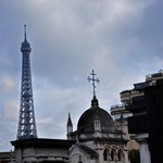 Паризький цвинтар і Ейфелева вежа