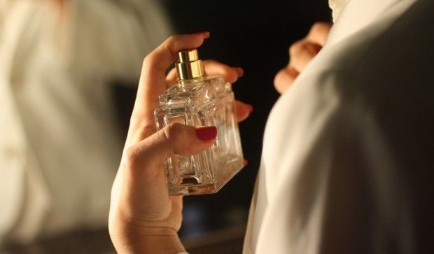 Top 4 Ukrainian Celebrities in Hollywood and Their Perfume Choices 1/1