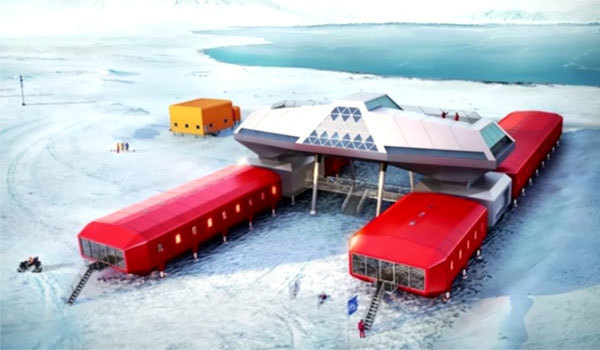 15 червня 2021 року<br />
Майкл Салла<br />
Темний Флот Четвертого рейху залишає Антарктиду 1/1