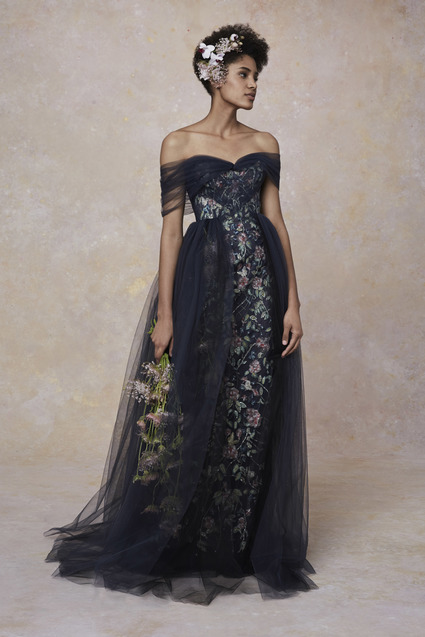 Стримано та сексуально: Marchesa Resort 2019 1/1