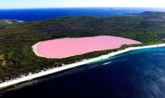 Рожеве озеро Ретба