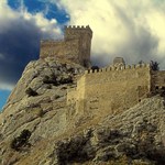 Генуезька фортеця, руїни, Крим (фото)