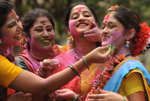 The annual Indian festival of colors Holi is here 1/3
