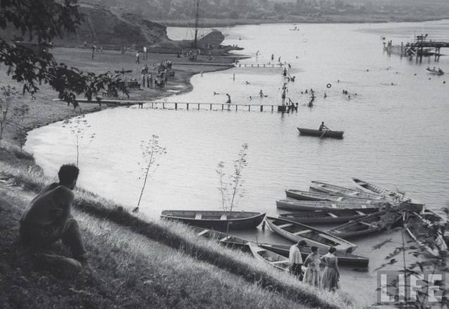 Україна на світлинах американського фотографа Джеррі Кука (Юрія Кутщука) 1/1