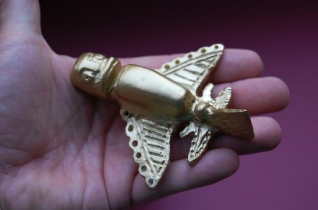 Золоті фігурки інків