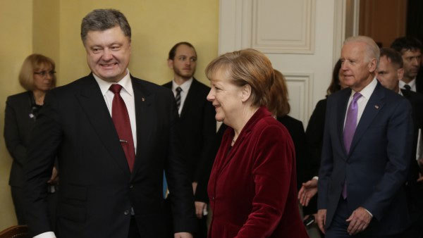 Україна, рік 2015-й. Рік Дерев’яної Кози 1/1
