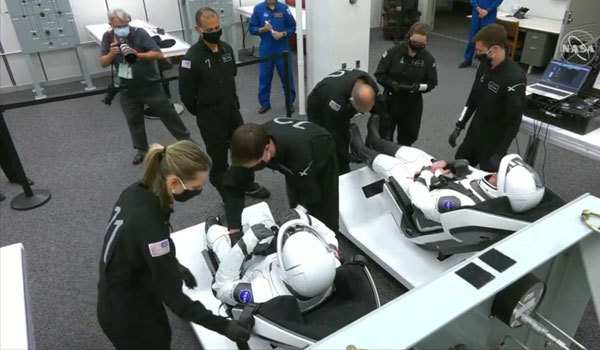 Історична подія запуску корабля SpaceX Сrew Dragon 1/1