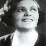 Олена Петрусенко 