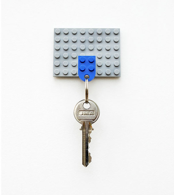 Лего-підставка для ключів