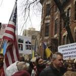 Мітинг на підтримку українців фото діаспора