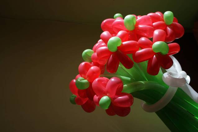 квіти з надувних кульок