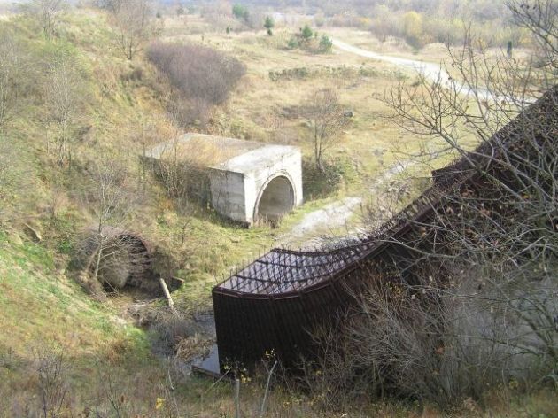 Карпатське море: недобудоване водосховище на річці Стрий 1/1