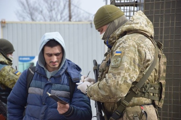 «Всіх на карантин»: що чекає непідконтрольний Донбас і до чого тут коронавірус? 1/1