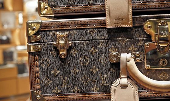 Louis Vuitton - це символ вишуканості, розкоші та аристократизму 1/2