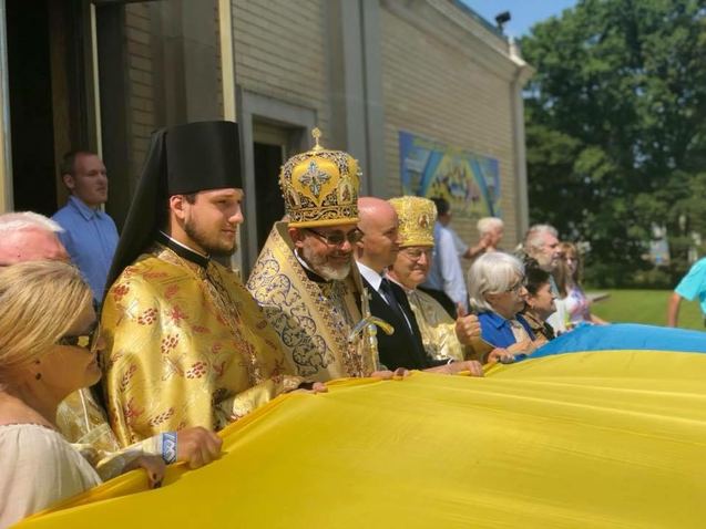 До дня Незалежності України в Нью-Йорку розгорнули 100-метровий прапор 1/1