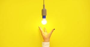 Українці вивели на Kickstarter магнітні адаптери для ламп і зібрали потрібну суму за дві години