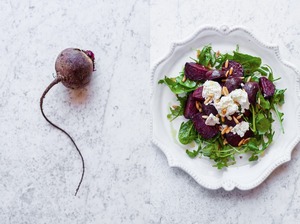 Вегетеріанський Салат: Смажений буряк & Рукола