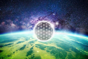 05 серпня 2019 року<br />
Леді Гайя<br />
Космічне повернення в Чумацький Шлях<br />
і втрата людства в старих енергіях