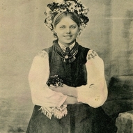 українки, традиційний костюм (фото)