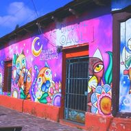 кольоровий будинок Сальвадор