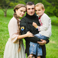 Ladna Kobieta: Сім'я бійця батальйону Азов (фото)