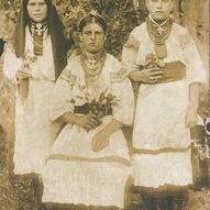 українка, народний костюм