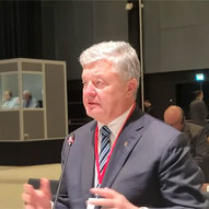 Жовтень 2023-го року<br />
Українська панорама 71/233