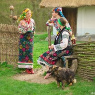 Буковинці, український костюм, фото