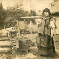 традиційний жіночий костюм (фото)