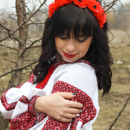 чорнява українська дівчина (фото)