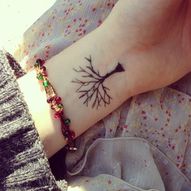 татуювання: деревце