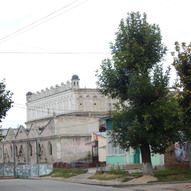 Жовква, колишня синагога (фото)